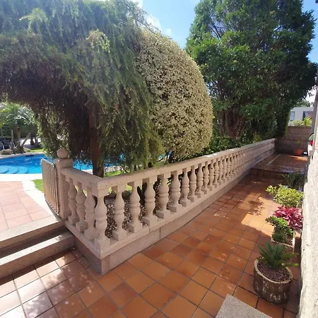 Sinas Villa