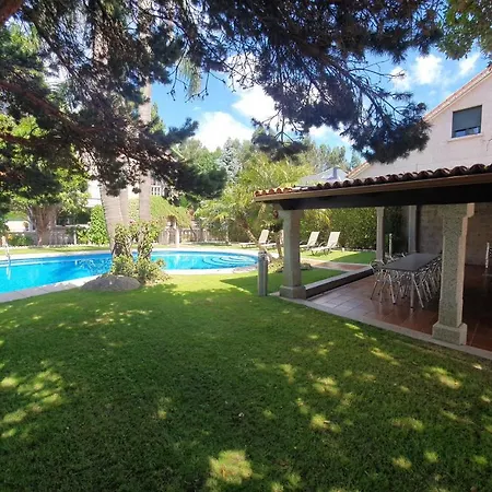 Sinas Villa *